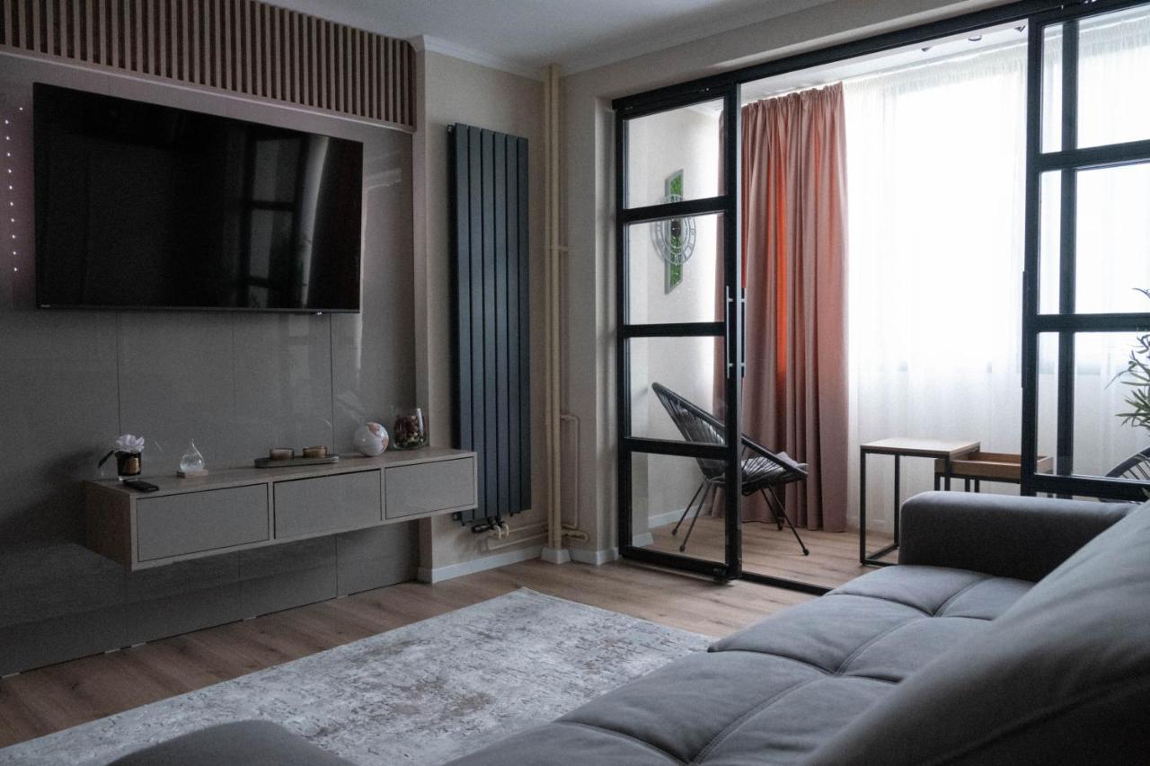 בוקרשט Cosy 2 Rooms Apartment In The Center Of The City מראה חיצוני תמונה